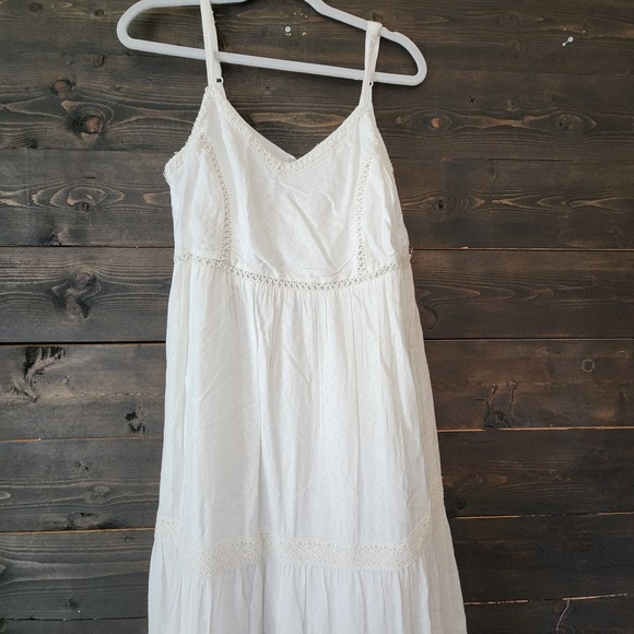 Joie White Tiered Maxi Sun Dress M Crochet Lace Trim Boho Beach White Vacation - Picture 15 of 15